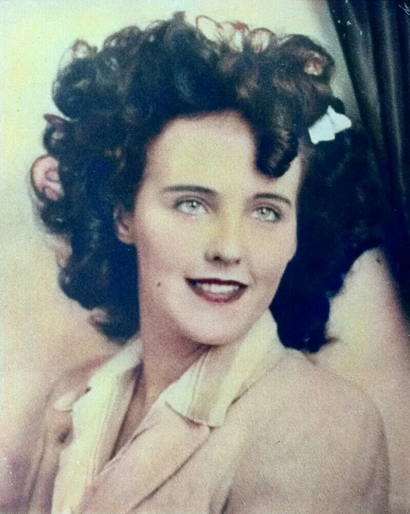 Elizabeth Short (Colorized version).jpg