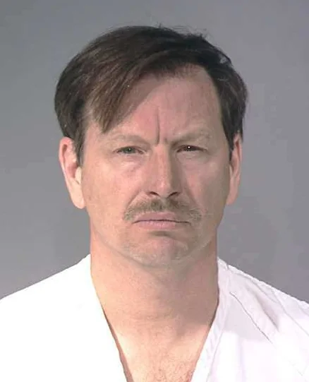 Gary Ridgway Mugshot 11302001.jpg