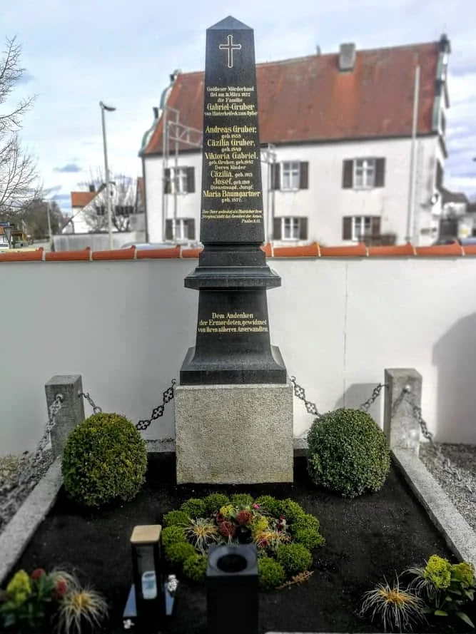 Gabriel-Gruber family memorial in Waidhofen cemetery