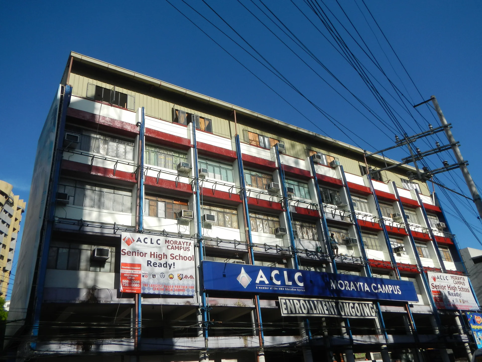 Street view near AMA Computer University in Manila