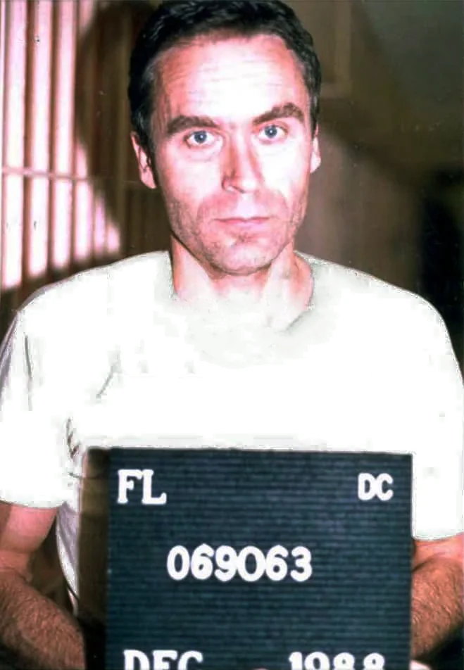 Ted Bundy 1988 mugshot.jpg