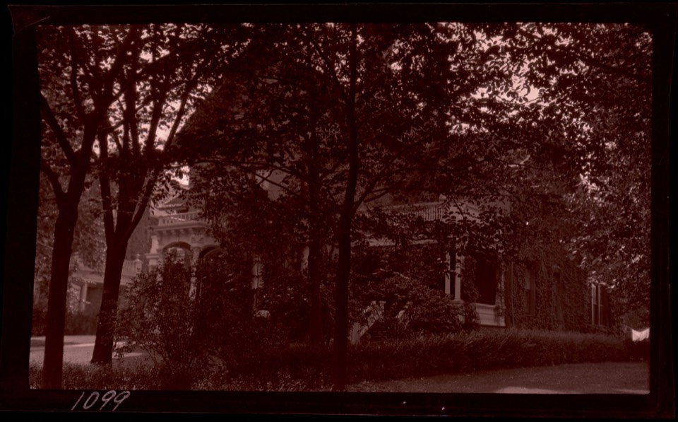 Milburn House - DPLA - 2e41c1b146fe6431d8d9f965f1c1cb1c.jpg
